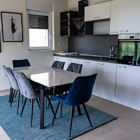 Baden Basanija, Umag-with Sea View, Parking And 300m From The