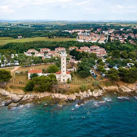 Baden Basanija, Umag-with Sea View, Parking And 300m From The * Basanija
