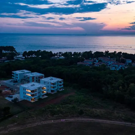 アパート Baden Basanija, Umag-with Sea View, Parking And 300m From The *