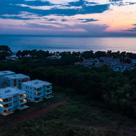 Apartment Baden Basanija, Umag-with Sea View, Parking And 300m From The *