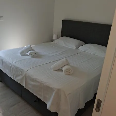 Baden Basanija, Umag-with Sea View, Parking And 300m From The