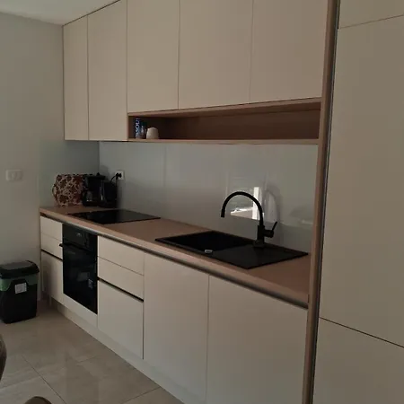 Baden Basanija, Umag-with Sea View, Parking And 300m From The * Bašanija