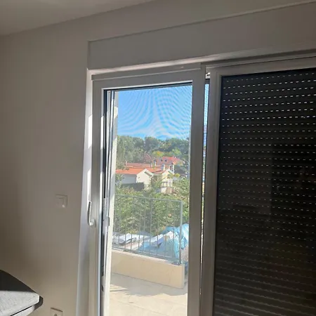 Baden Basanija, Umag-with Sea View, Parking And 300m From The Bašanija