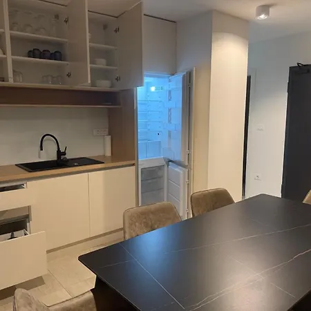 Baden Basanija, Umag-with Sea View, Parking And 300m From The * Bašanija