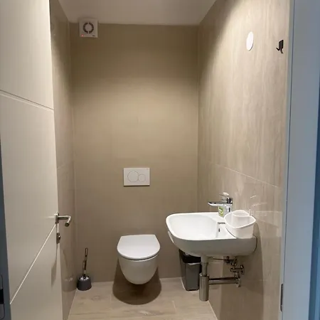 Baden Basanija, Umag-with Sea View, Parking And 300m From The شقة Bašanija
